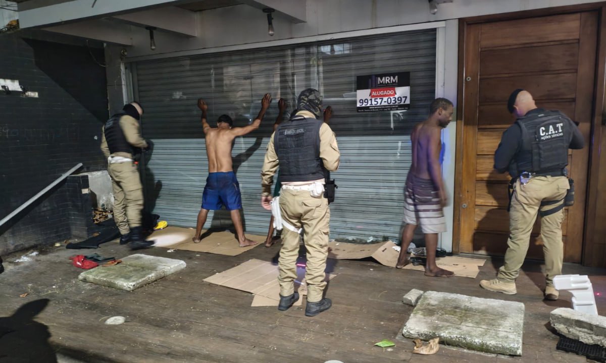 Fim da linha para o trio: Guarda Municipal prende acusados de furtar obra na Rua Nóbrega